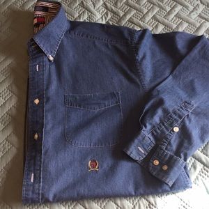 Men’s Tommy Hilfiger large denim button-down shirt